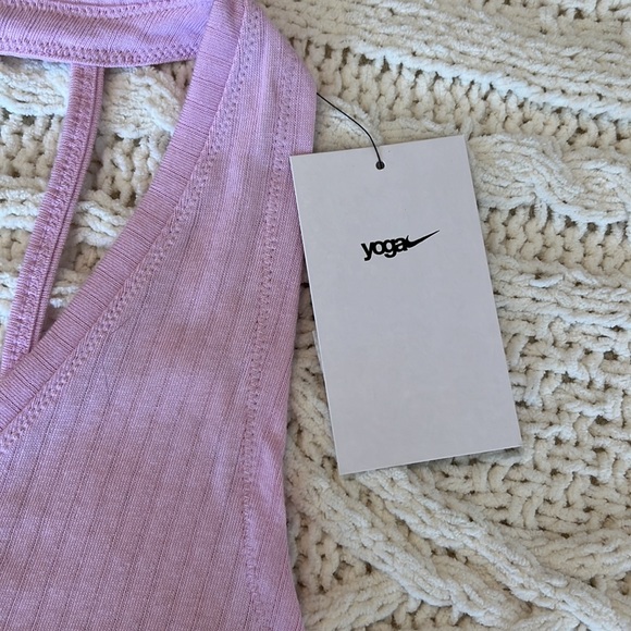 Nike Yoga Tank size M - Picture 2 of 7
